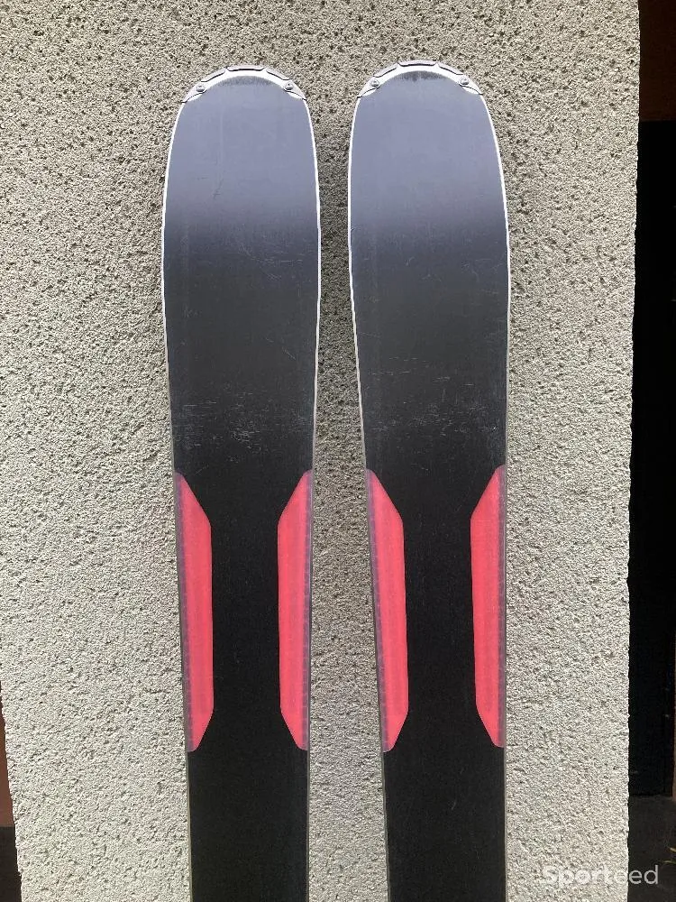DYNASTAR SKIS LEGEND X84 d'occasion Ajouté le : 20/01/2022