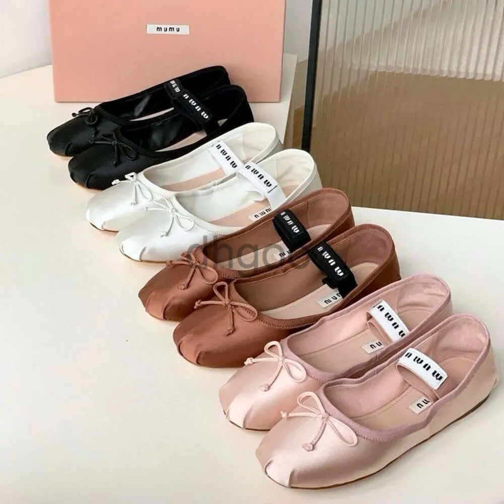 Luxe Miui Talon Ballet Plat Yoga Casual Chaussure Pour Femme Hommes Mocassins Robe Danse Designer Chaussure Miui Cuir Toile Chau